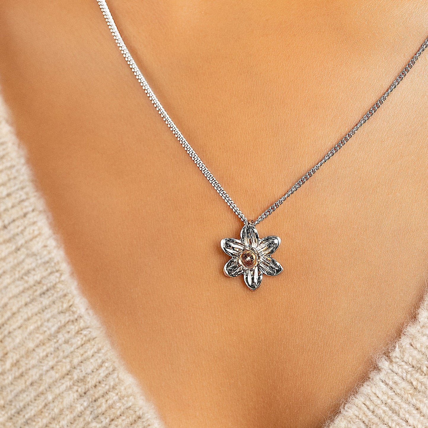 Daffodil Pendant