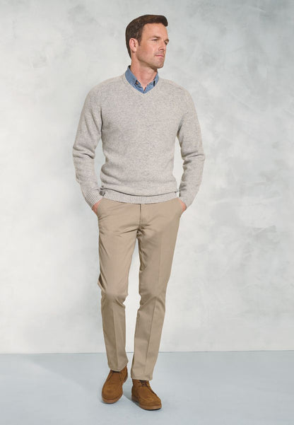 Barton Winter White Lambswool V-Neck Jumper