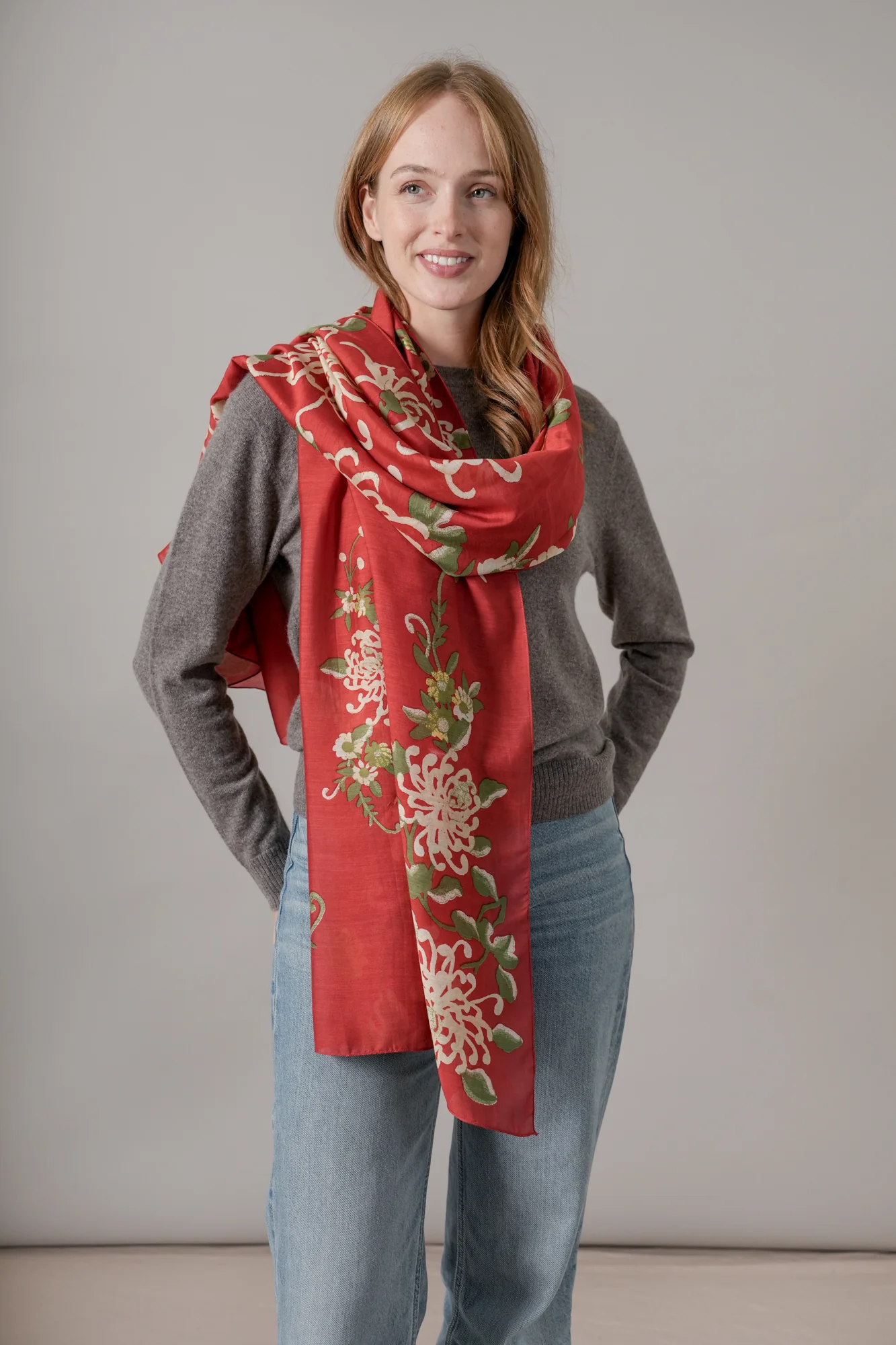 Chrysanthemum Red Scarf