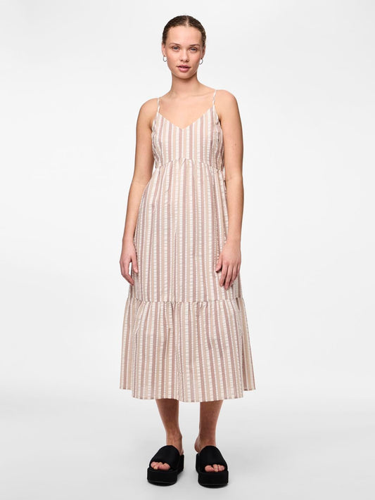 PCAITLYN Seersucker Midi Dress