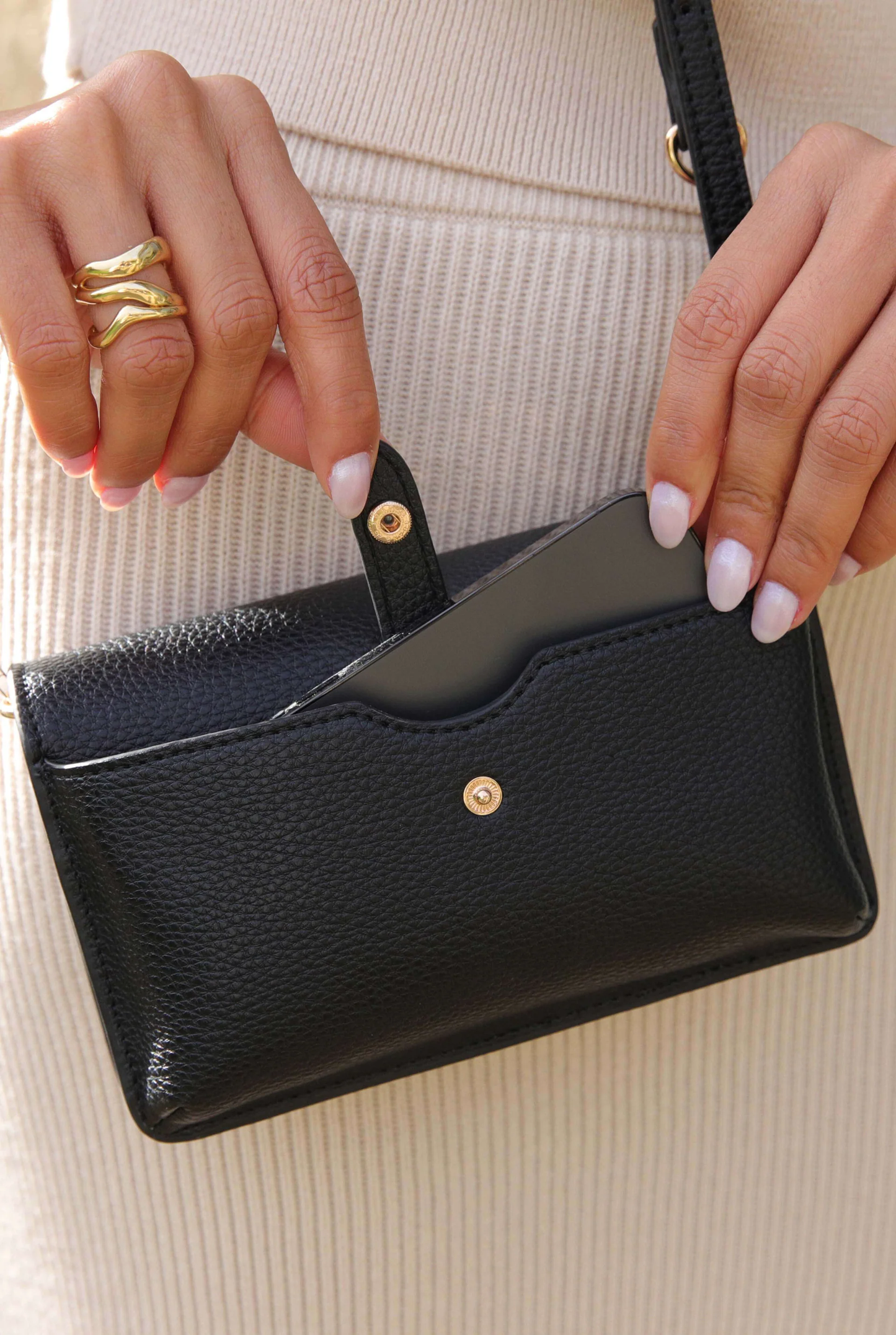 Eloise Black Phone Bag