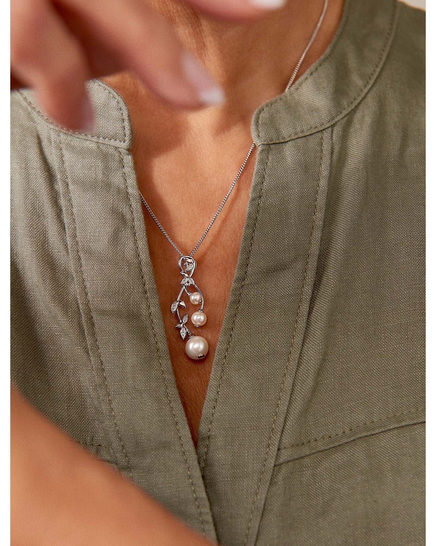 Lily of the Valley Pearl Pendant