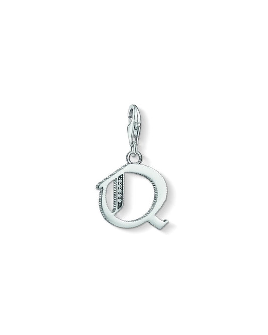 Vintage Q Letter Charm 1597-643-21